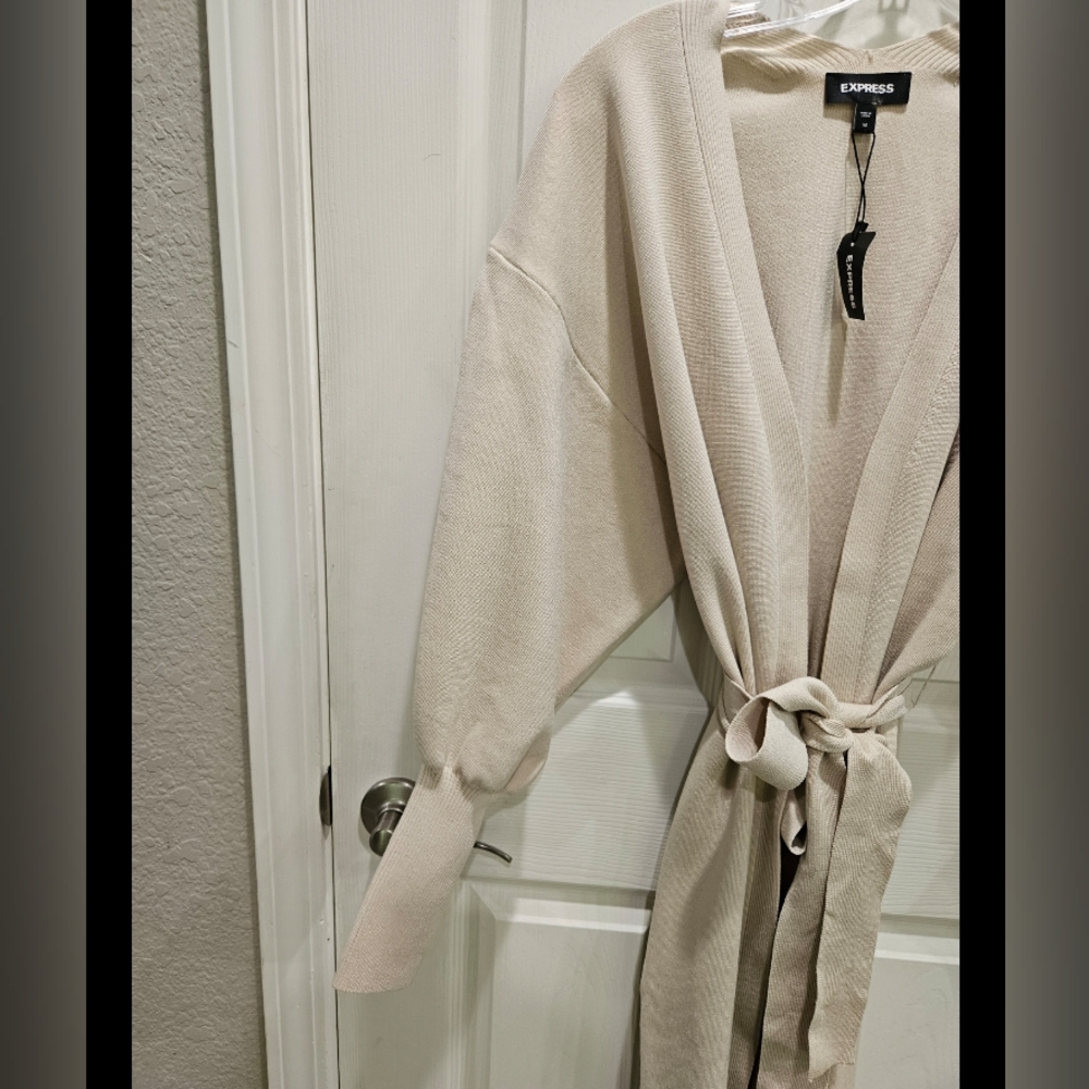 NWT Express Cream Belted Cardigan XS - Picture 5 of 9